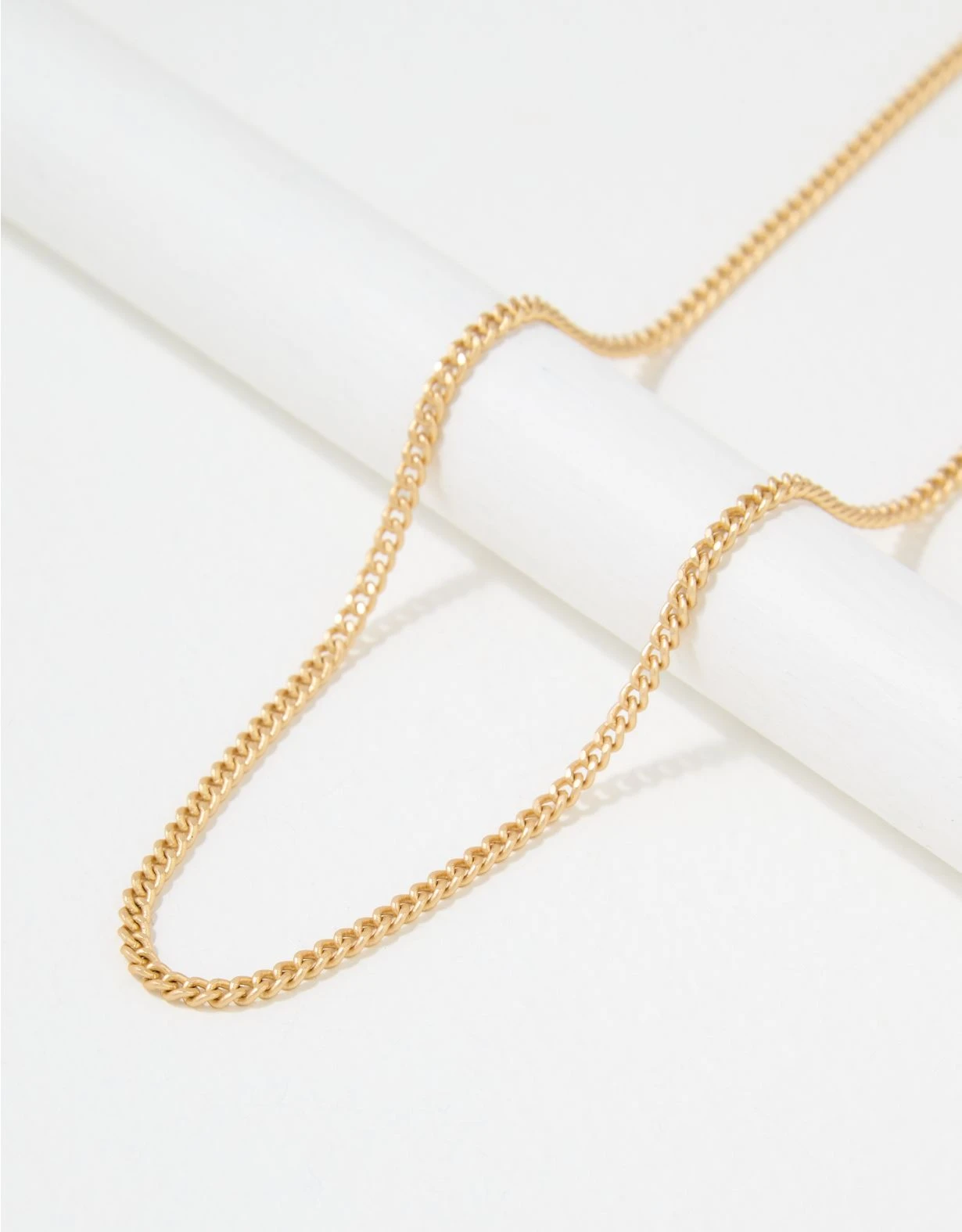 AEO Gold Chain Necklace - Image 2