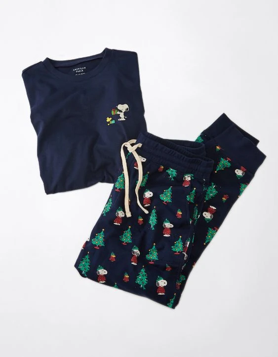 AE Snoopy Fleece PJ Set - Image 2