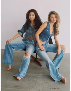 AE Dreamy Drape Ripped Low-Rise Baggy Flare Jean