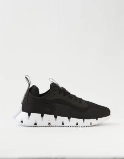 Aerie Reebok Zig Dynamica Sneaker