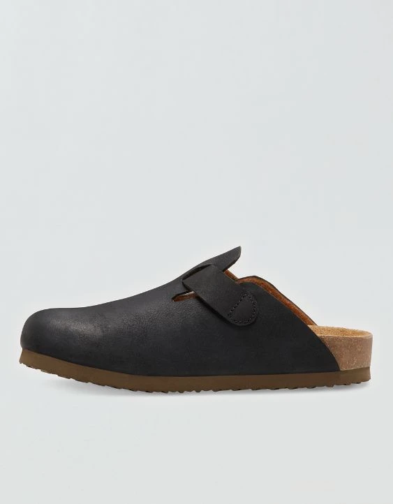 Eastland Women's Gina Clog - Image 3